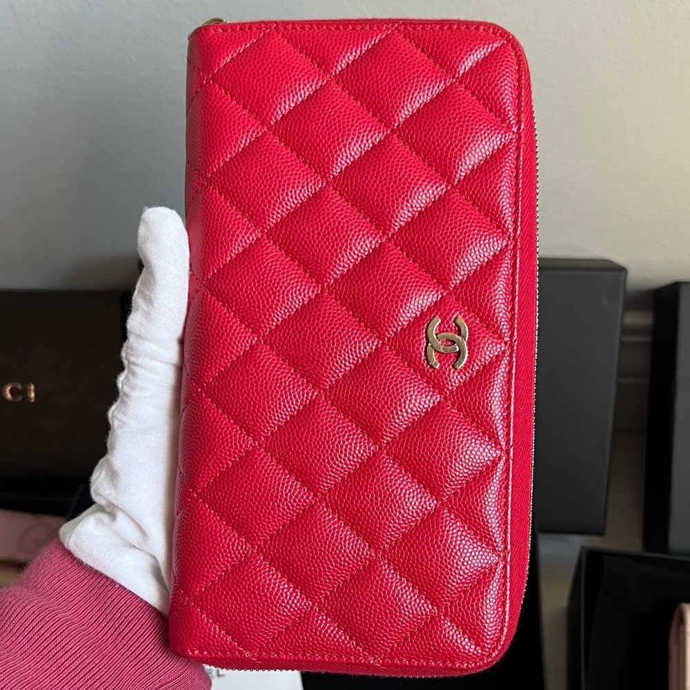 Authentic Chanel Classic caviar zippy long wallet - Picture 2 of 16